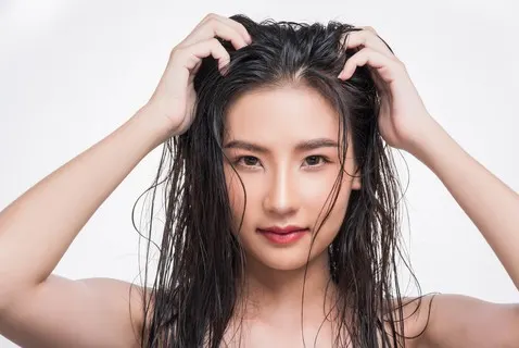 rambut berminyak